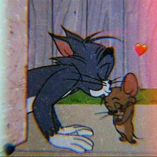 a cartoon picture of a cat and a mouse