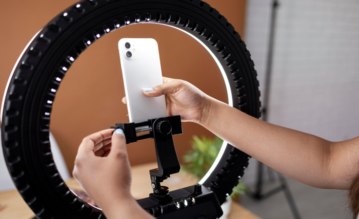 Are smartphones ever likely to replace professional cameras?