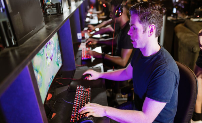 The Modern Connection Economy Behind Online Gaming